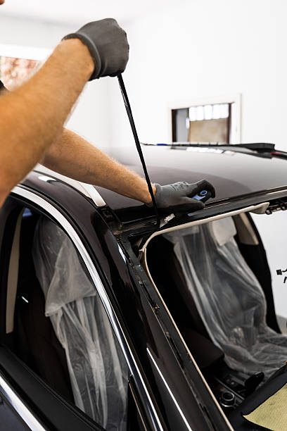 Auto glass service